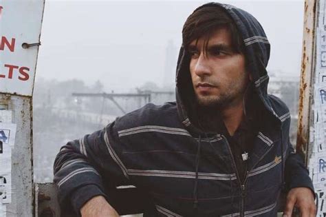 Gully Boy: การกลับมาของแร็ปเปอร์ชาวมുംไบกับเสียงเพลงและความหลงใหลที่ไม่รู้จบ!